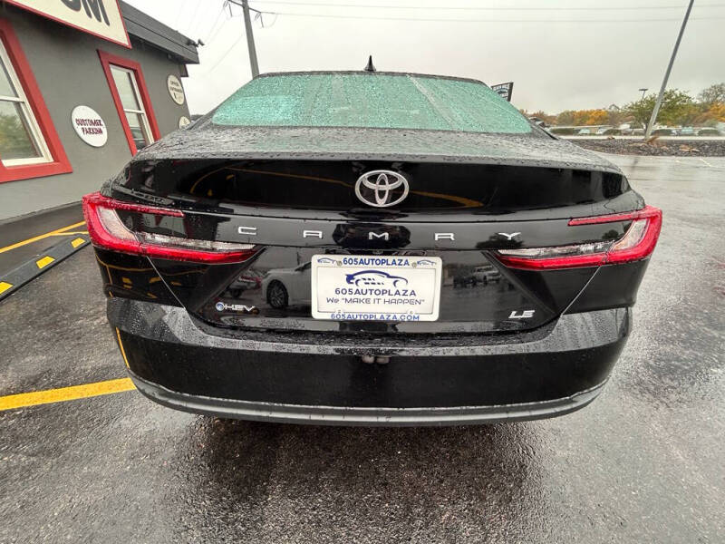 2025 Toyota Camry LE