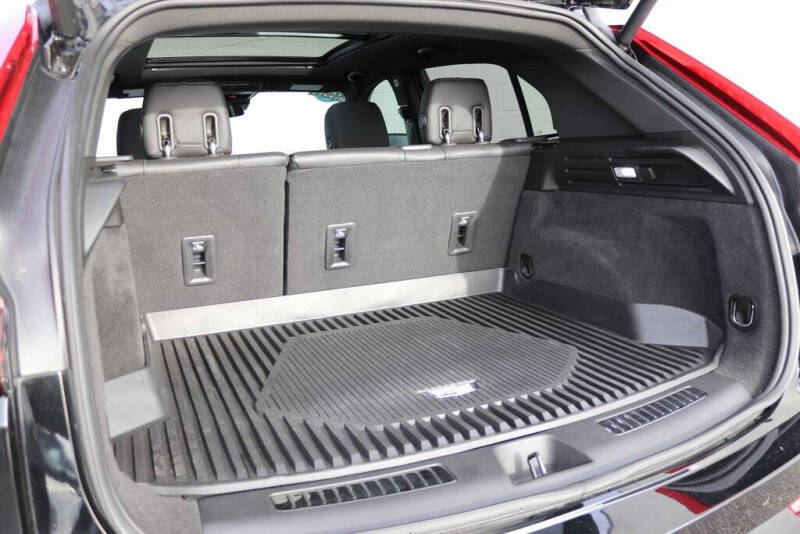 2021 Cadillac XT4 Premium Luxury