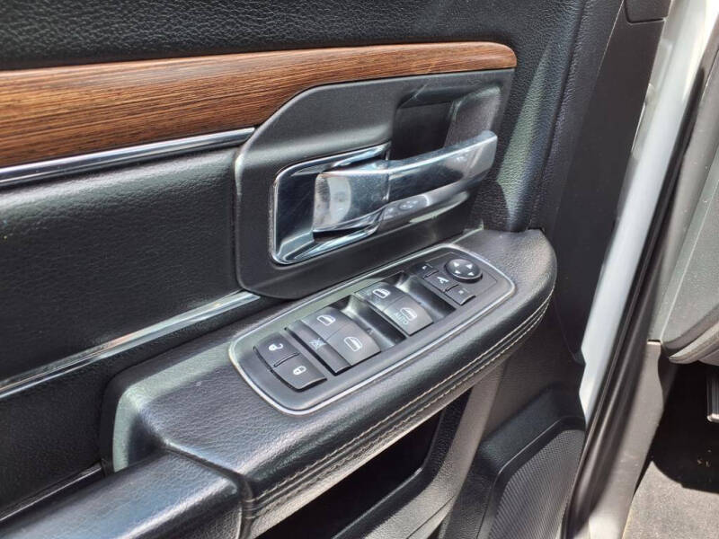 2015 RAM 1500 Laramie