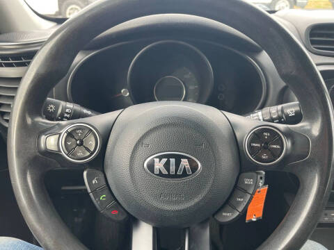 2017 Kia Soul +