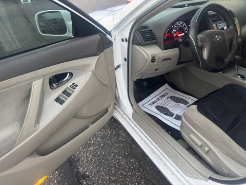 2011 Toyota Camry LE