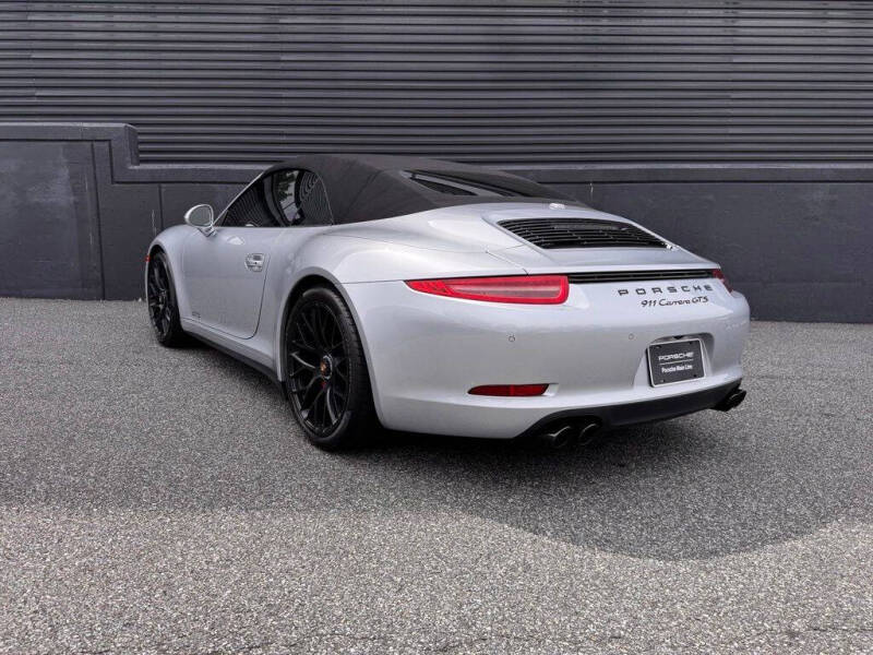 2015 Porsche 911