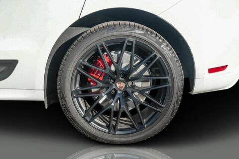 2024 Porsche Macan GTS