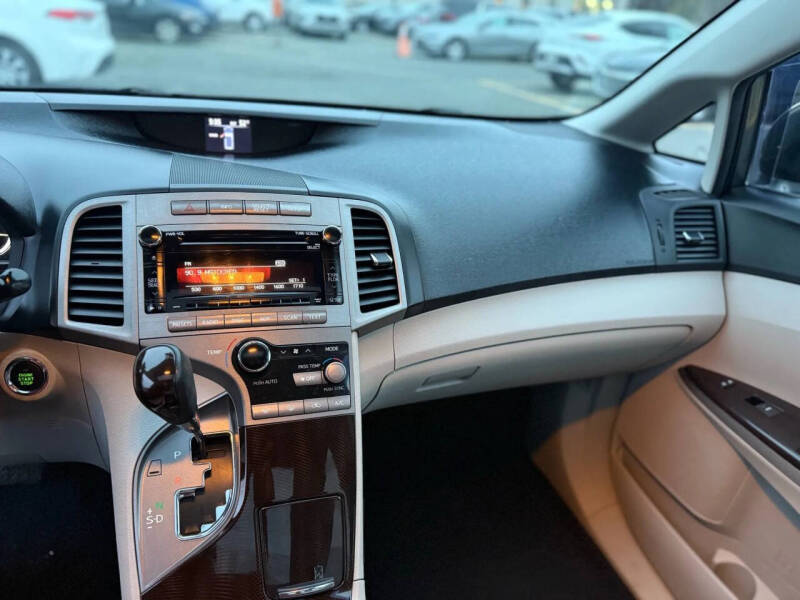 2010 Toyota Venza AWD V6