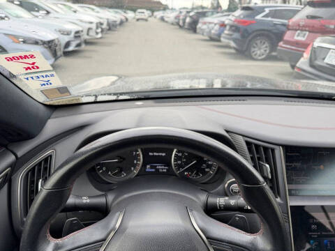 2022 Infiniti Q60 Red Sport 400