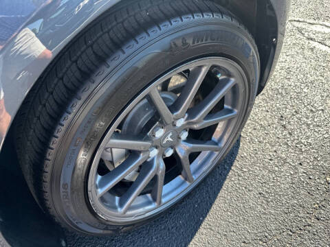 2020 Tesla Model 3 Standard Range