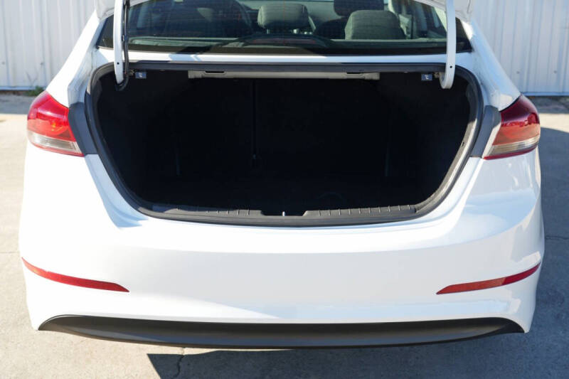 2018 Hyundai Elantra