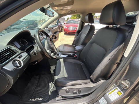 2013 Volkswagen Passat