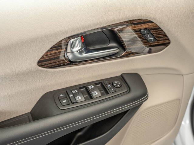 2024 Chrysler Pacifica Limited