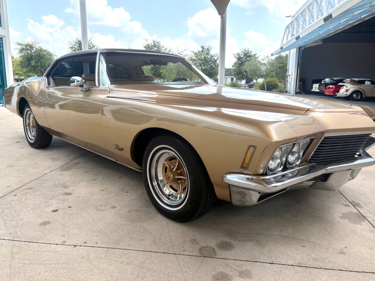 1971 Buick Riviera 19