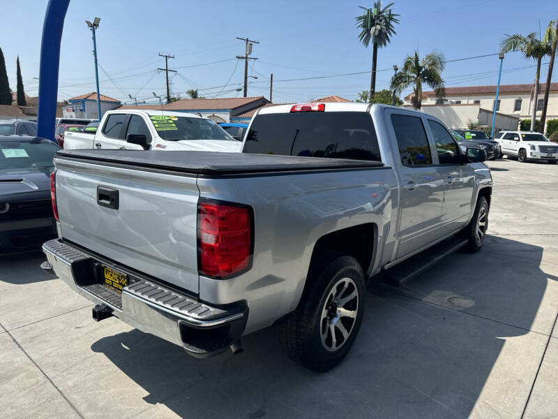 2017 Chevrolet Silverado 1500 LT photo 3