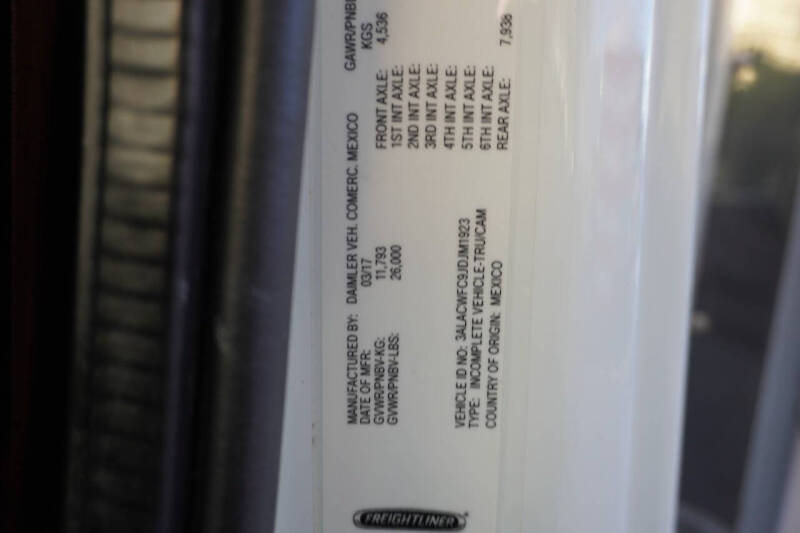 2018 Freightliner M2 106