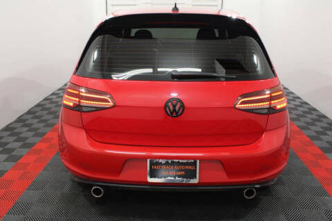 2017 Volkswagen Golf GTI Sport