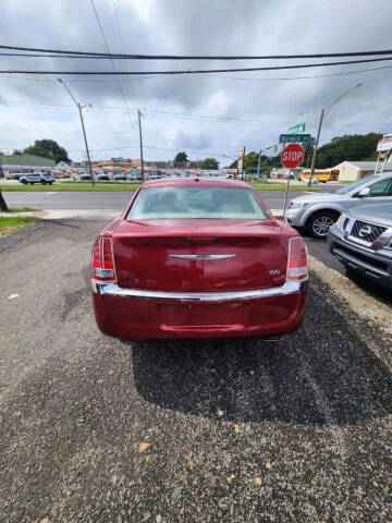 2012 Chrysler 300 Limited