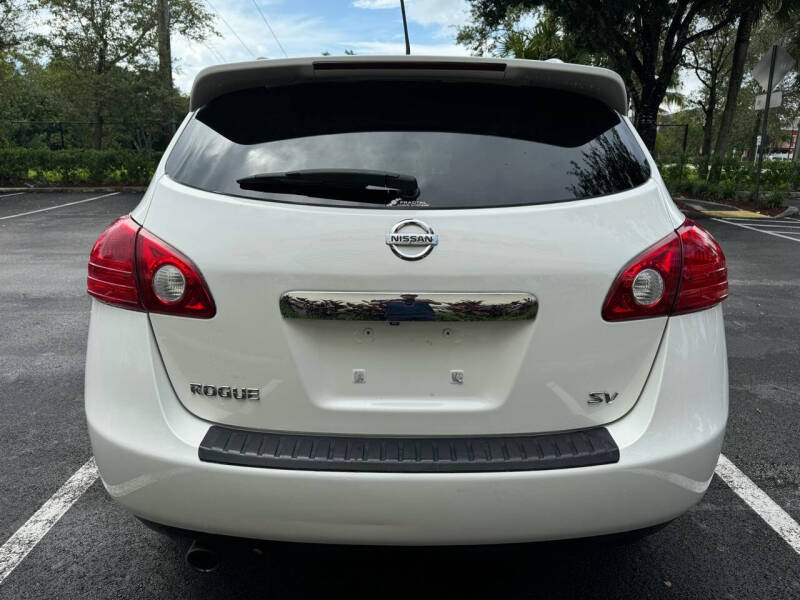 2012 Nissan Rogue SV w/SL Package