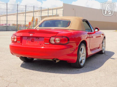 2002 Mazda MX-5 Miata LS