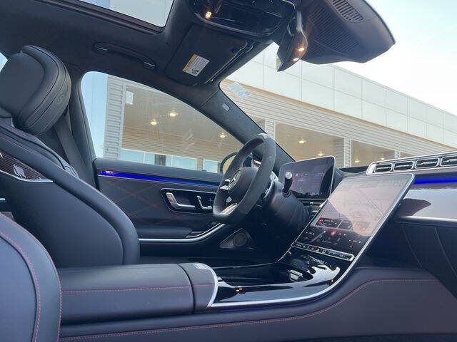 2024 Mercedes-Benz S-Class AMG S 63 E Performance