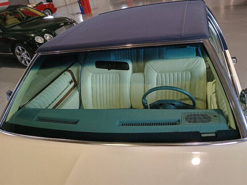 1979 Cadillac DeVille 28