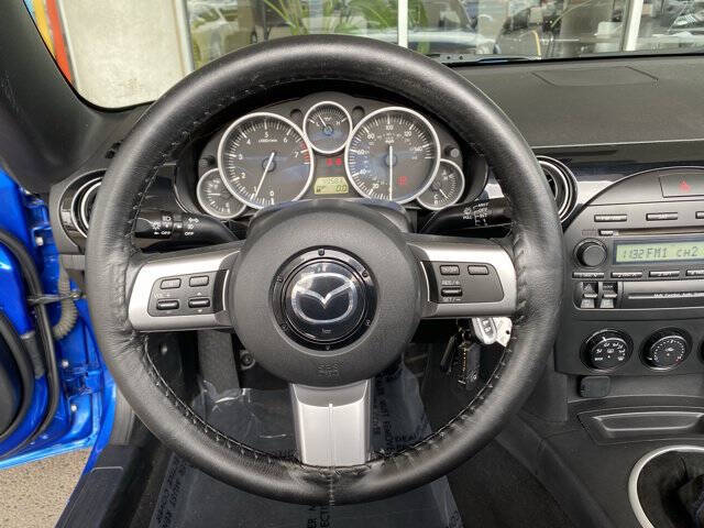 2006 Mazda MX-5 Miata Sport