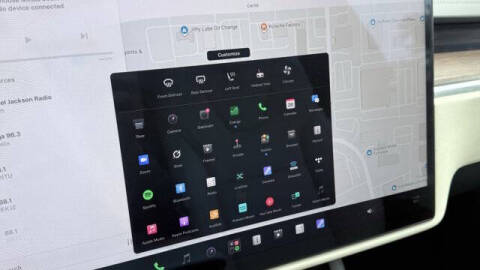 2023 Tesla Model X Standard Range