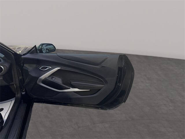 2023 Chevrolet Camaro LT