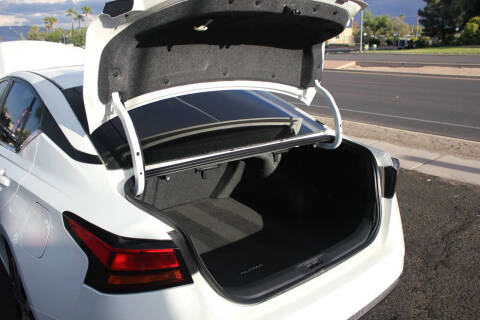 2020 Nissan Altima 2.5 SR