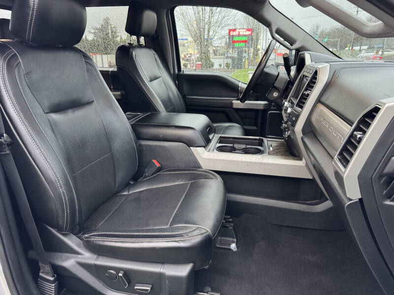 2019 Ford F-350 Super Duty Lariat