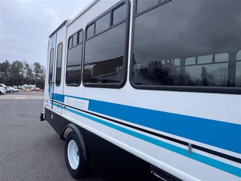 2014 Ford E-Series E-450 SD