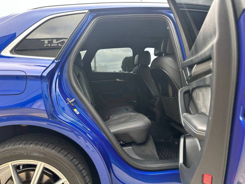 2022 Audi SQ5 3.0T quattro Premium Plus
