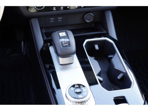 2025 Mitsubishi Outlander ES