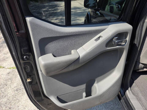 2021 Nissan Frontier SV