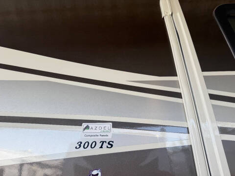 2013 Coachmen RV Concorde 300TS