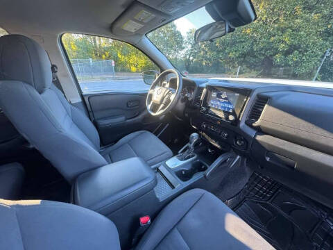 2022 Nissan Frontier S