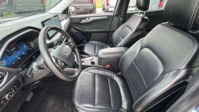 2024 Ford Escape Platinum