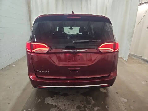2019 Chrysler Pacifica Touring L