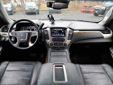 2017 GMC Yukon Denali