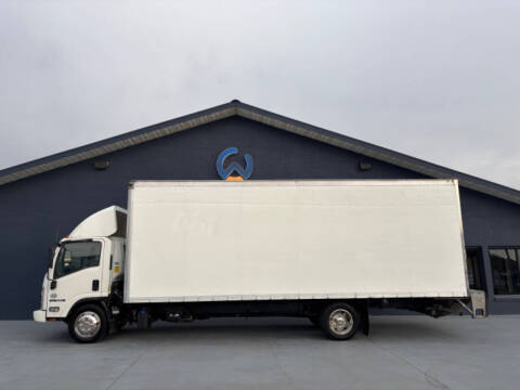 2017 Isuzu NRR 24FT Box Truck