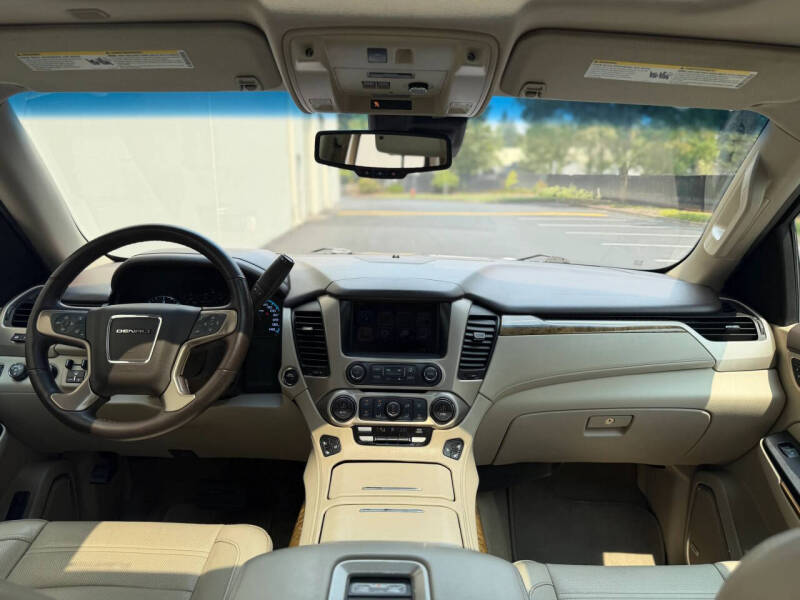 2017 GMC Yukon Denali