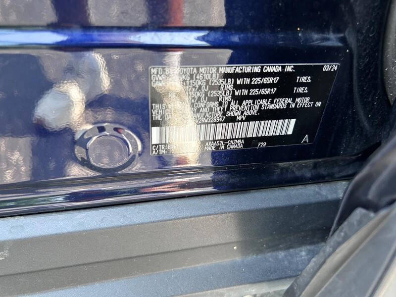 2024 Toyota RAV4 XLE