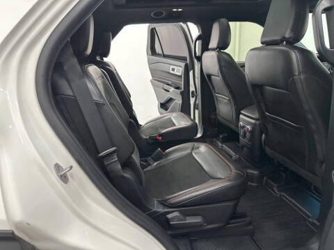 2022 Ford Explorer ST-Line