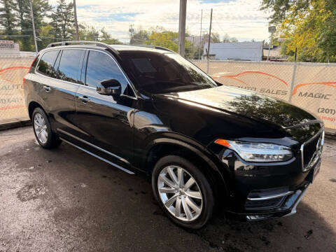 2018 Volvo XC90 T6 Momentum