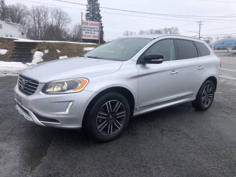 2017 Volvo XC60 T5 Dynamic