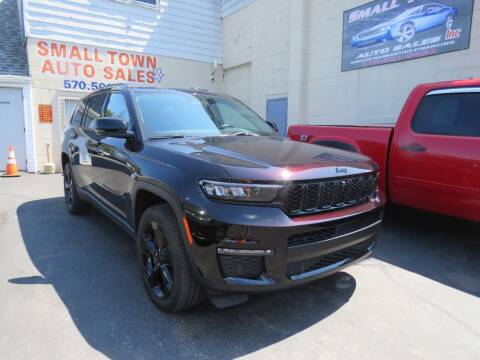 2022 Jeep Grand Cherokee L for sale at Small Town Auto Sales in Hazleton PA