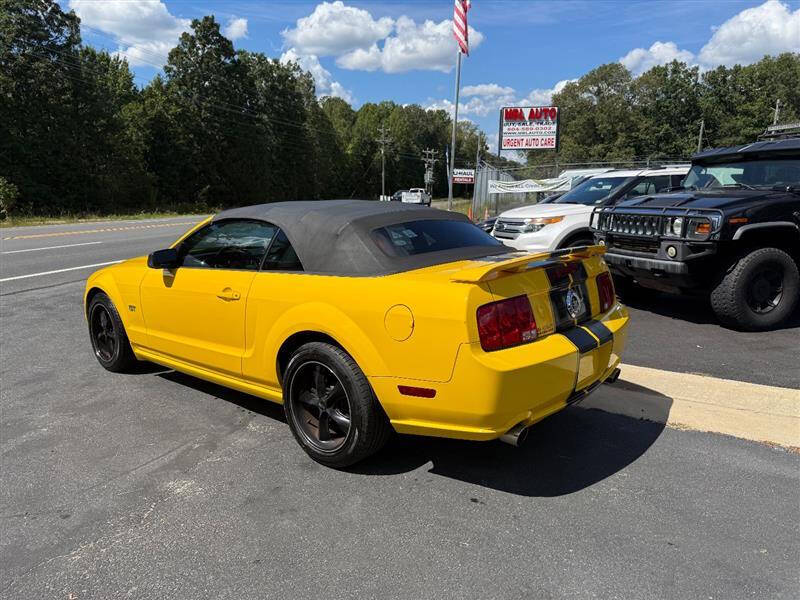 2006 Ford Mustang