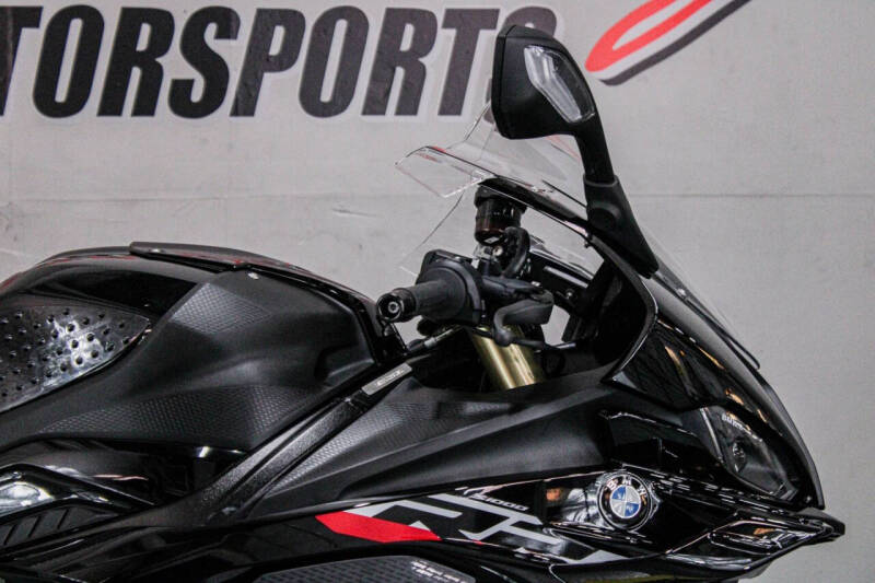 2024 BMW S 1000 RR