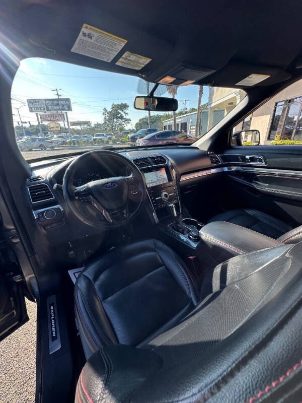 2019 Ford Explorer Sport