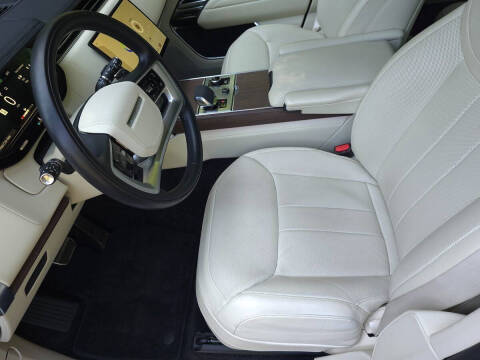 2023 Land Rover Range Rover P400 SE