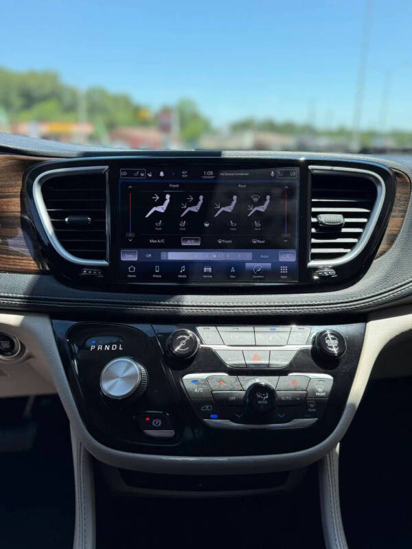 2021 Chrysler Pacifica Hybrid Limited