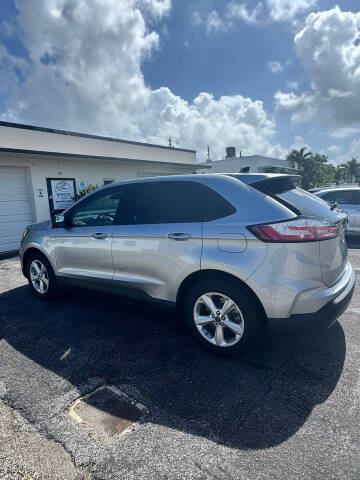 2022 Ford Edge SE