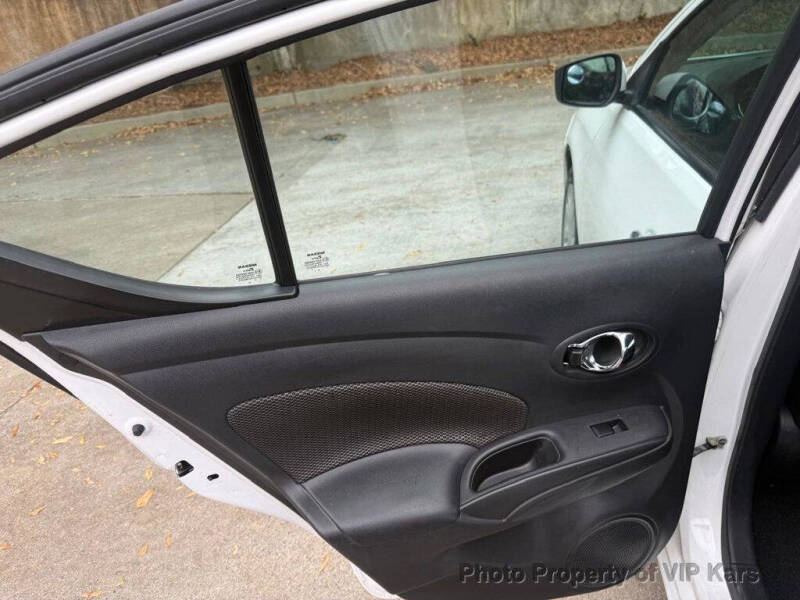 2019 Nissan Versa S Plus